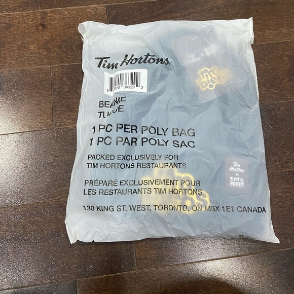 Nwt Tim Biebs Beanie - Picture 3 of 3